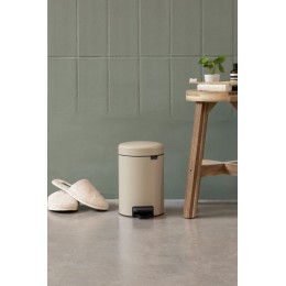 Мусорный бак с педалью New Icon 5 л бежевый