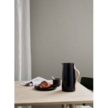 Термокувшин Stelton Emma 1,2 л, черный Термокувшин Stelton Emma 1,2 л, черный