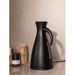 Электрический чайник 1.5 л, матовый, черный