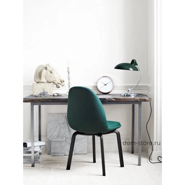 Настольная лампа Kaiser Idell 6631-T Luxus, темно-зеленая Настольная лампа Kaiser Idell 6631-T Luxus, темно-зеленая