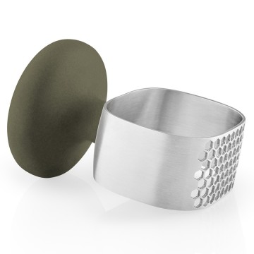 Пресс для чеснока Green Tools зеленый