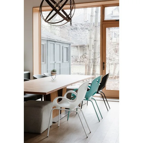Стул дизайнерский Umbra OH Chair, черный